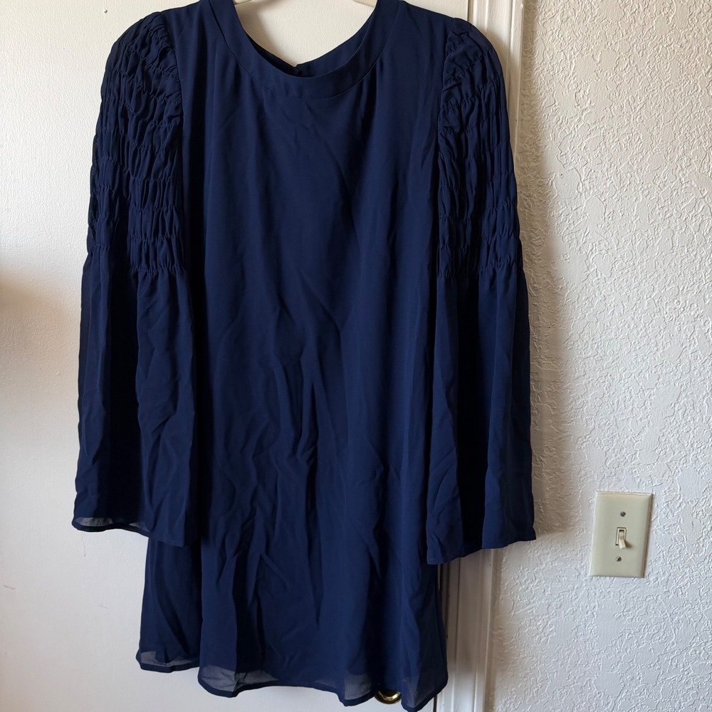 Speechless Navy Blue Smocked Bell Sleeve Keyhole Back Shift Dress Small